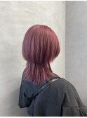 ピンクヘア　ピンクカラー　クラゲカット　ウルフカット