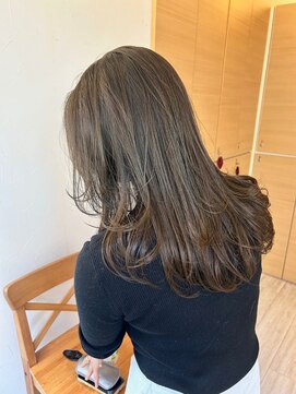 アール 横浜(R) MAKI【たっぷりラフレイヤーでスタイリングも楽しくなります＊】