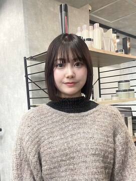 イデアル(Ideal) ボブ/ミニボブ/切りっぱなしボブ/前下がり/前下がりボブ/韓国