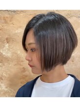 バハリ(Bahari) 前下がりショート
