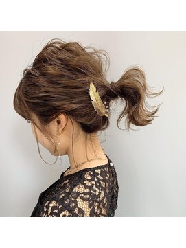 ロッコイースト(ROCCO east) 【ROCCOeast 八王子】ポニーテールアレンジ♪