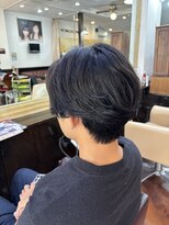 シャンプーボーイアネックス(SHAMPOO BOY Annex)&nbsp;フェザーパーマ　センターパート　佐世保