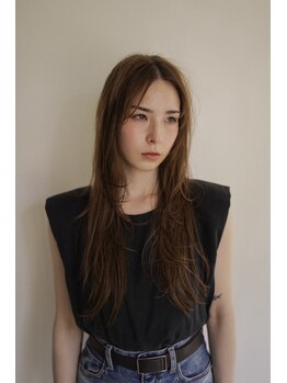 シーレム 元町三宮(SILEM)の写真/最新のトレンドを意識したパーマや酸性ストレートで、お客様に1番フィットするデザインを提供◇