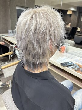 リアイス(Re:ICE) ホワイトシルバーブラックエンドカラーウルフ