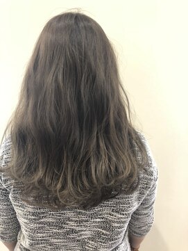 モードケイズ 本厚木(MODE K's) マットアッシュエアリーロング