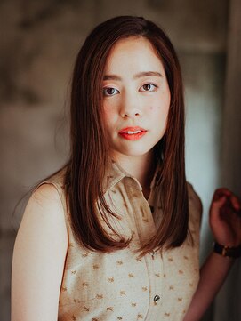 セブンルックス(7LOOKS) ストレートミディ