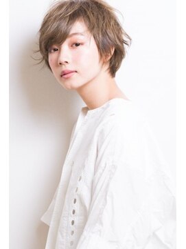 クアトログランシュ ひたちなか店(QUATRO×GranCieux) 上品フォルムの大人ショート