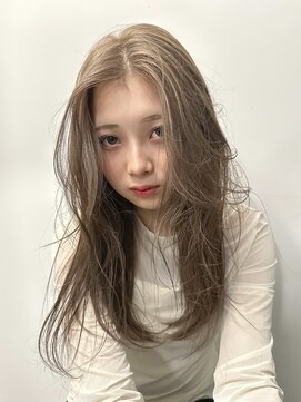 シカ(sica) ミルクティベージュ!