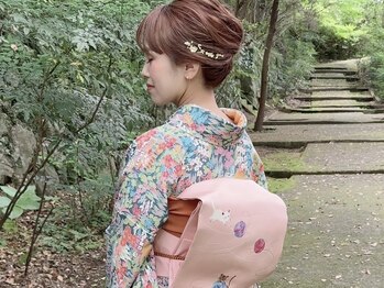 ピリナ(Pilina)の写真/大事な日の着付けもプロにお任せ◎ヘアアレンジ・メイクまで可能なトータルビューティーサロン★