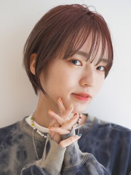 カライング(ing) 大人可愛い20代30代40代黒髪前下がりひし形小顔ボブ丸みショート