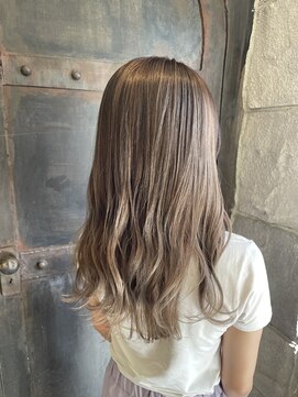 リリー(LILY) ☆バレイヤージュ☆