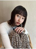 フルバング×フェイスレイヤー×切りっぱなしロブ×暗髪カラー