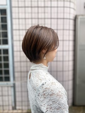 シュク 高円寺(SYUK) SYUK kazu 【高円寺 顔まわりカット 髪質改善 ハイライト 】