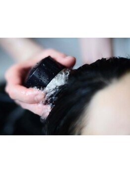 ご自宅ではケアできないスペシャルケアで根本から美しい髪へ。頭皮から髪まで、丁寧にサポートします♪