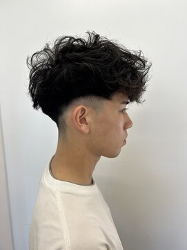 エイト マカビ 沖縄真嘉比店(EIGHT makabi) 【EIGHT 真嘉比店】くせ毛でスペインカール