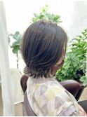 くびレイヤーエモージュ外ハネ小顔似合わせカットボブ