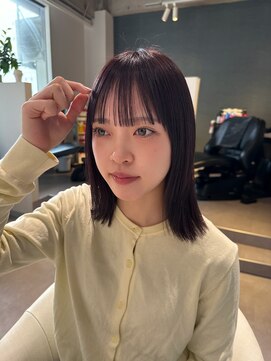 アム(amu) ミディアムレイヤー/ラベンダーグレージュ/前髪カット