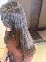 タヤ 東急百貨店吉祥寺店(TAYA) 立体感際立つ ハイライト×バタフライカット