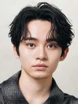 バイフィフス 原宿/表参道(by fifth) 原宿フェザーショートメンズカットセンターパート#ニュアンス