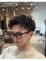 スペックホルダー(Spec Holder) 刈り上げセンターパートスパイキーショート1.11
