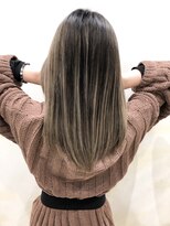 トルネード(TORNADO)&nbsp;外国人風ハイライトバレイヤージュシャドウルーツ グレージュ