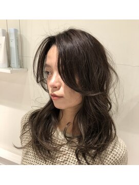 トルシュ ヘアーワークス(TORChe Hair Works) ロングレイヤー