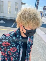 セットアップ 岡山北長瀬店(SET-UP)&nbsp;メンズカット 刈り上げ ダブルカラー ブロンド ホワイト