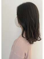 イームズ(EAMES) ミディアムボブ