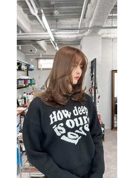 アット(at...) ワンホンヘア　韓国風　レイヤーカット