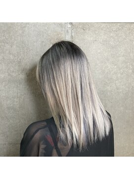 ブロッサム 大山店(Blossom) 令和版ナチュラルバレイヤージュ