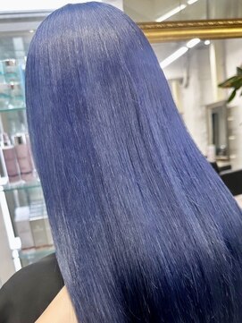 リア(riah) うる艶ハイブリーチカラー/ケアブリーチ使用/サファイアブルー