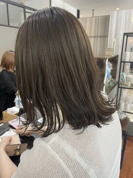 ノーム バイ アウラ(norm. by aura) オリーブベージュ　透明感カラー　赤味消しカラー