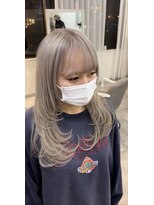 ブランチバイスリール(branch by suri-ru)&nbsp;ホワイトベージュ　レイヤー【野間望来】