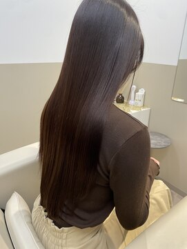 シュヴーブリヤン(cheveux brillants) 【美髪縮毛矯正で再現性100%艶髪】髪質改善で艶髪ロングヘアに
