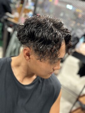 スリーセント 栄(3/cent) スパイラルパーマ