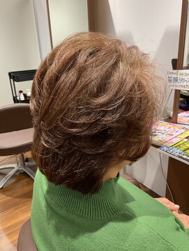 アミカ シーモール店(Amica) ミディアムパーマ