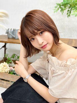 アルバハナレ 横浜(αlba HANARE) 大人美人切りっぱなしボブ ショコラベージュ♪