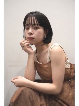 エンス 銀座(Ence) ココアブラウン/ミディアムレイヤー/オリーブグリーン/小顔/銀座