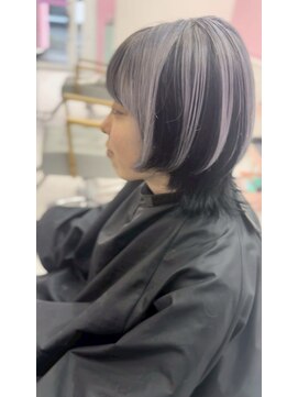 シャルティア 岩国(SHALLTIA) ハイトーン/デザインカラー/ペールラベンダー/ウルフカット