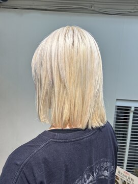 テン バイ アンブルリュクス 池袋(teN +by ambleluxe) 抜きっぱなし/ブリーチ/池袋