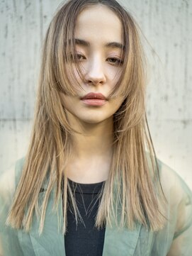 スミス 上野(smith) レイヤーカットハッシュカット顔まわりミディアムロング