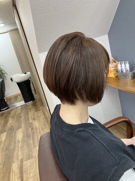 ル・アール 横顔に自信が持てる。骨格補正でつくる、大人の艶ショートボブ