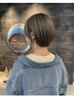 ブルーバイブレーション BlueVibration&nbsp;ショートボブ　ハイライト　ベージュ