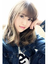 ノイン(noine)&nbsp;[noine : saito]　大人可愛いハイトーンアッシュベージュ