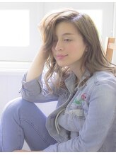 フェレイラ(Ferreira)&nbsp;[Ferreira]透明感ナチュラルベージュ