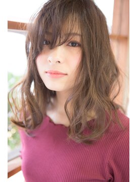 ディシェーレアスト(die-Schere Ast) 【die Schere Ast　上大岡】　うざバング×ニュアンスウェーブ