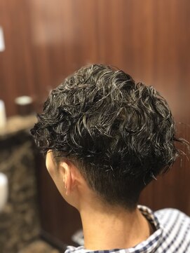 ヒロギンザ 青山店(HIRO GINZA) 前下がりスパイラルパーマ