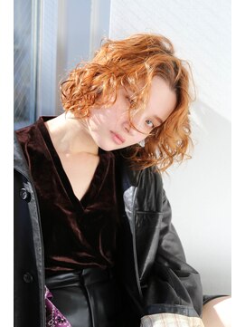 エイミー(amy.) カーリーパーマ×レイヤーボブ