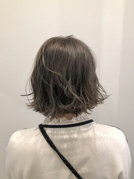 ユニコ(unico) オリーブベージュ×ブリーチ1~2回