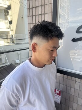 サップ 茨木店(Sup) スキンフェードアップバング